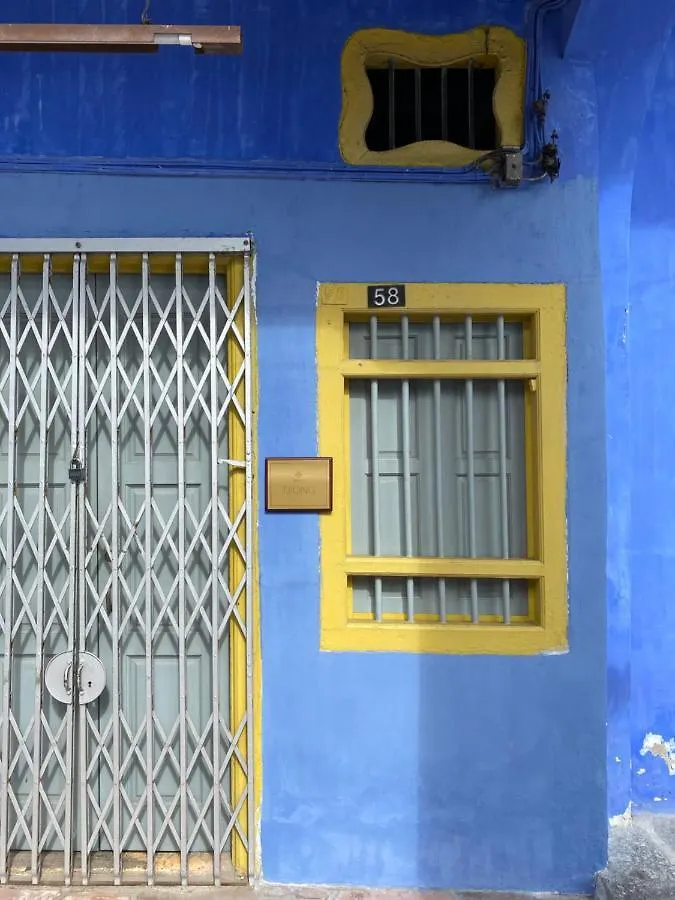 Cheong Fatt Tze - The Blue Mansion Hotel George Town