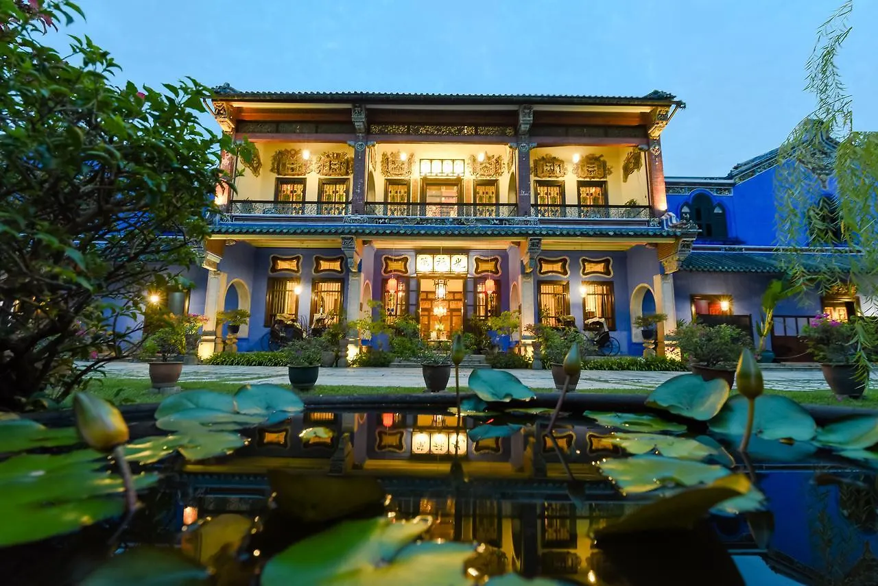 Cheong Fatt Tze - The Blue Mansion Hotel George Town
