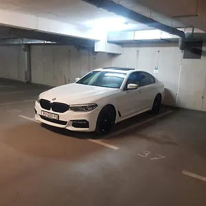 Vip, With Free Garage Parking Apartment Pula